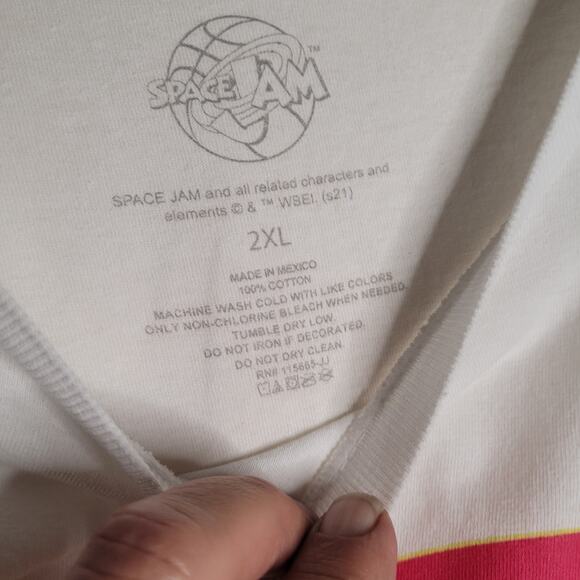 Space Jam 1996 Movie T-Shirt 2XL Bugs Bunny Daffy Taz - Picture 2 of 12